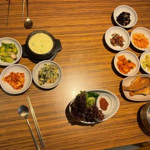 찰진솥밥계절밥상 사진