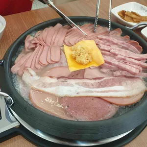 빅쭌부대찌개 사진
