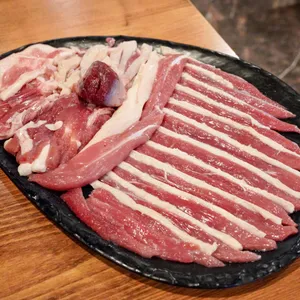돌마리 유황오리 사진