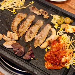 돌마리 유황오리 사진