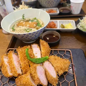 서호돈가스 사진