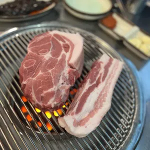 돈사돈 리뷰 사진