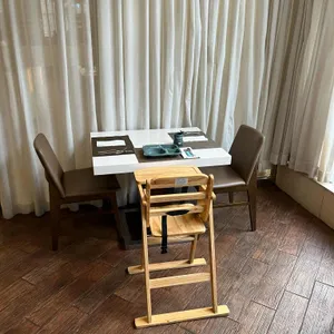 피스트 리뷰 사진