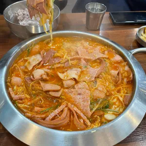 손군부대찌개 사진