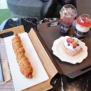 하이테이블 사진