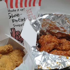 썬더치킨 사진