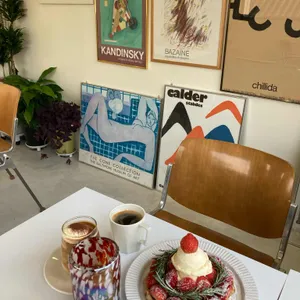 1708아카이브 리뷰 사진