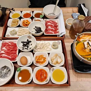 솥 사진