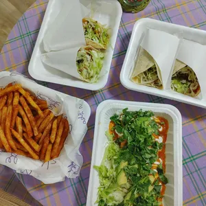 라리타코 사진