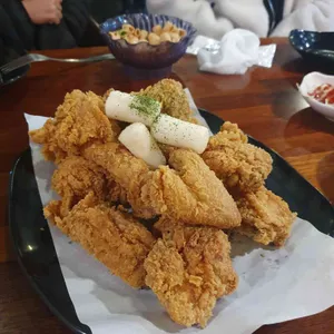 부어치킨 사진