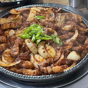 윤가네촌돼지 사진
