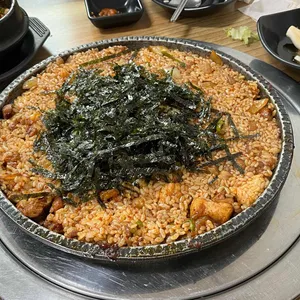 윤가네촌돼지 사진