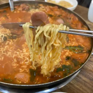 윤대감부대찌개 사진
