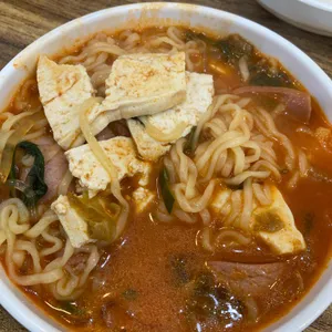 윤대감부대찌개 사진