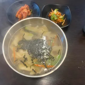 압구정길목 사진