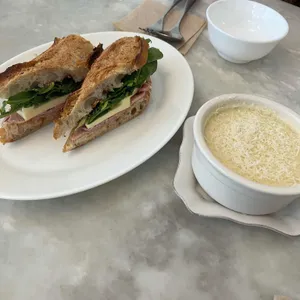 오리에 사진