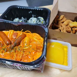 태리로제떡볶이&닭강정 대표 사진