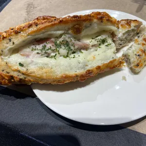 엔제리너스 x 윤쉐프 정직한 제빵소 사진