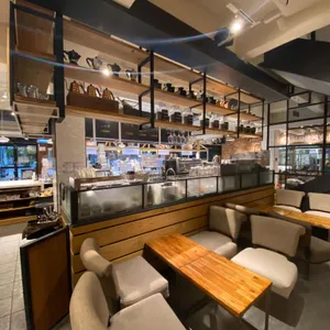 엔제리너스 x 윤쉐프 정직한 제빵소 리뷰 사진