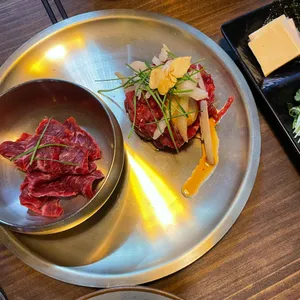진진 사진