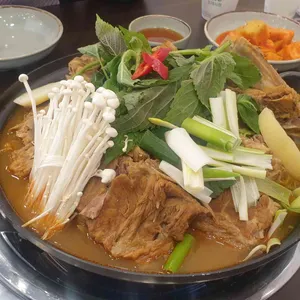 홍백감자탕 사진