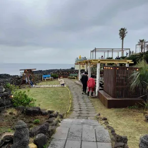 봄날 카페 리뷰 사진