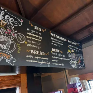 봄날 카페 리뷰 사진