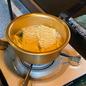 크라운닭발 사진
