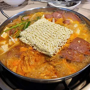 153포인츠 부대찌개 사진