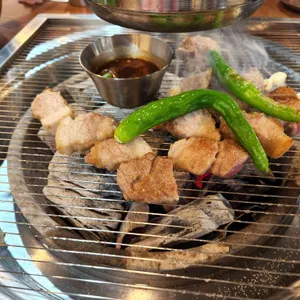 육탄 사진