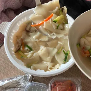 전통항아리수제비 사진