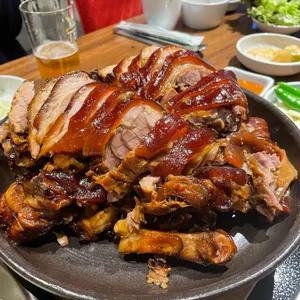 탐탐오향족발 사진