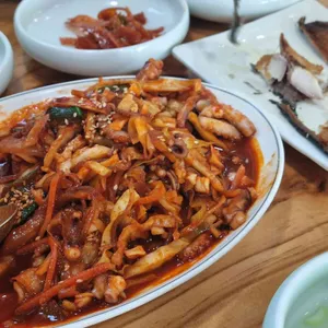앞뜰식당 사진