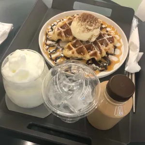 카페 블루웨일 사진