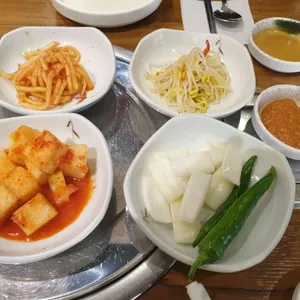 돈푸짐감자탕 사진