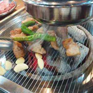 육탄 사진