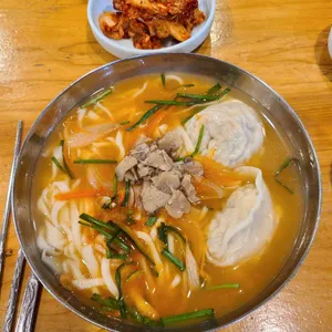 명동칼국수 사진