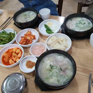 소문난돼지국밥 사진