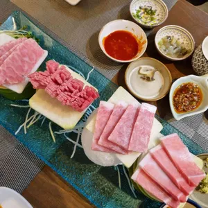 동진참치 사진
