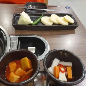 뚝뗀 사진