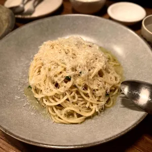 웨스트사이드 리뷰 사진