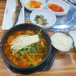 탐나종합어시장 사진