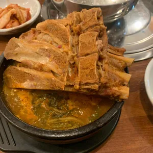 풍성진감자탕 사진