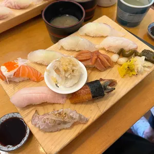 타마시초밥 사진