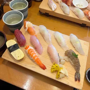 타마시초밥 사진