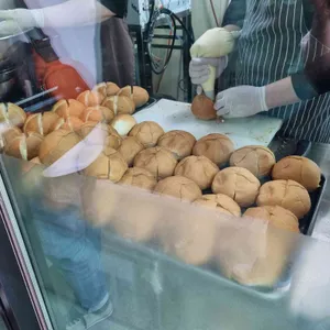 팡파미유 사진