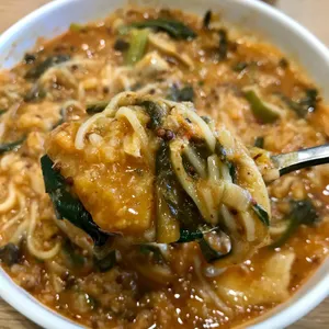 으랏차어죽 메기매운탕 사진
