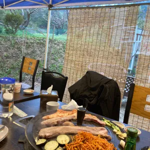 부뚜막솥뚜껑생삼겹살 리뷰 사진