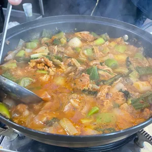 명동돼지찌개 사진