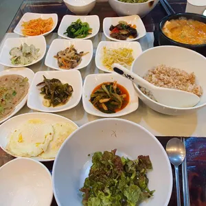 뜰안에밥상 사진